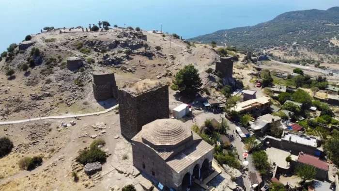 castillo behramkale