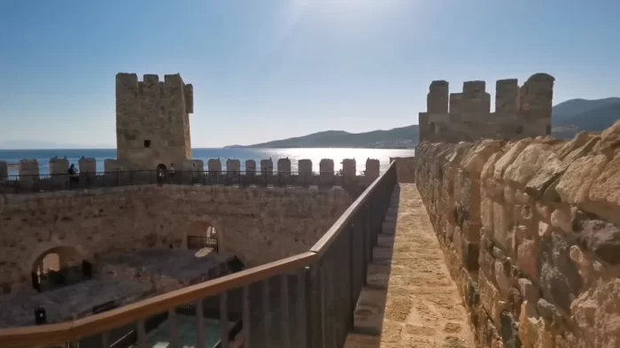 muralla castillo candarli