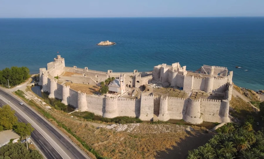 Castillo de Mamure en Mersin, Turquía