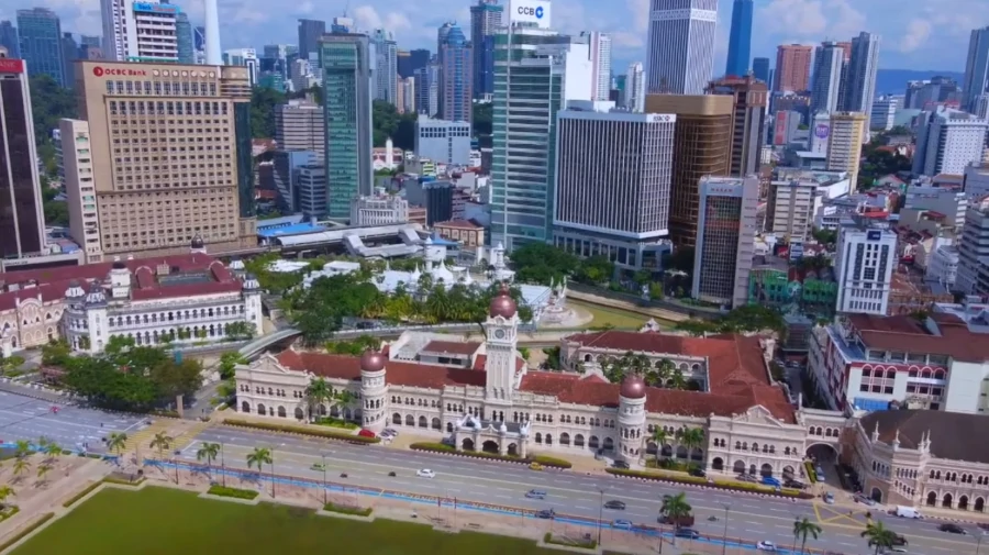 Palacio del Sultán Abdul Samad de Kuala Lumpur, arquitectura victoriana y morisca
